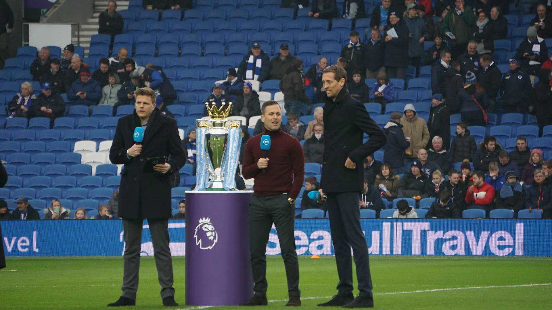 00万欧元 00万欧元